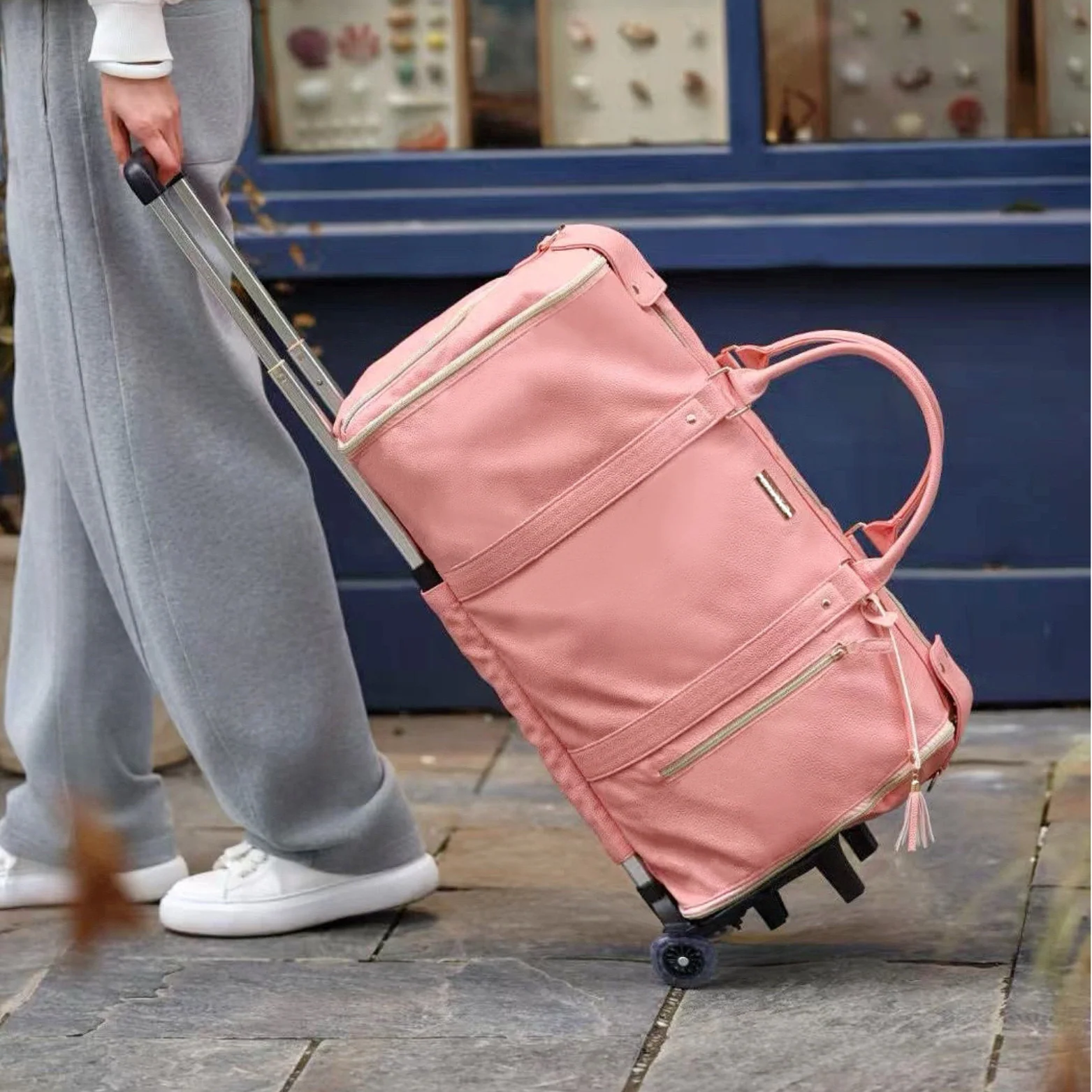 Luhxe Travel Bag 2.0 - Image 39